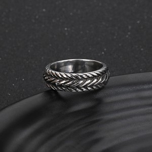 Personalized Fashion Punk Twist Chain Titanium Steel Ring