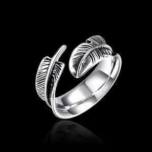 Japanese and Korean Pop Style Open Feather Unisex Ring