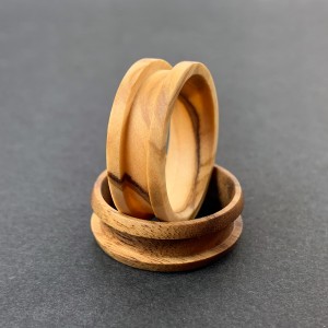 Popular Diy Jewelry Wedding Band Base Core 8mm Dome Edge Channel Setting Sandalswood Ring Blanks For Inlay