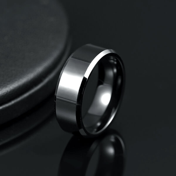 Factory selling Tungsten Carbide Ring Gold Inlay - Fashion Jewelry Tungsten Carbide Ring Polished Plain Comfort Fit Wedding Engagement Band – Ouyuan detail pictures
