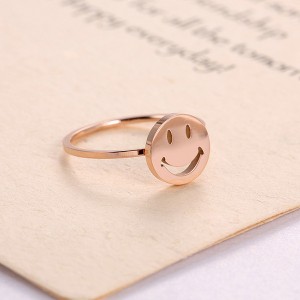 Temperament New Design Wholesale Smiley Titanium Alloy Rings Women