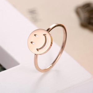 Temperament New Design Wholesale Smiley Titanium Alloy Rings Women