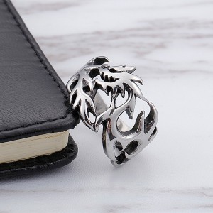 Silver Personalized Dragon-Shaped Hollow Stainless Steel Titanium Ring