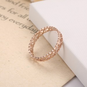 Classic Style Hollow-out Rose Gold Color Titanium Ring Ladies Fashion Rings
