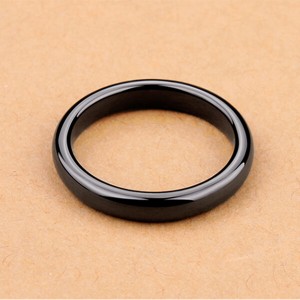 Unique Jewelry Black And White Ceramic Wedding Band Classic High Polished