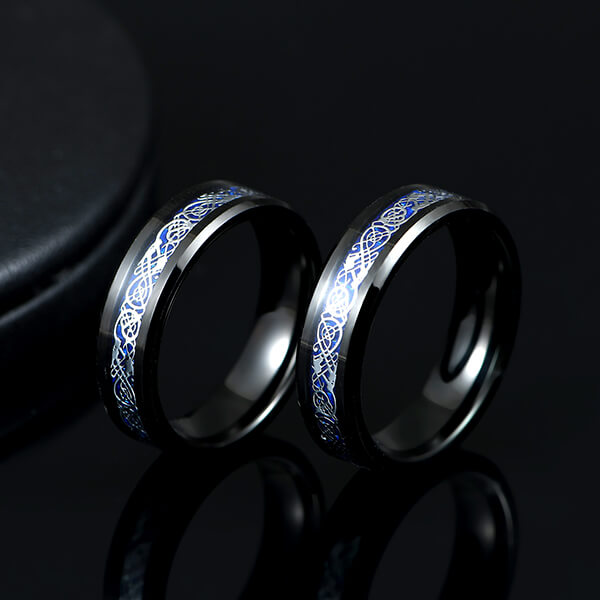 China Factory for Prices For Tungsten Rings - 6mm 8mm Steampunk Gear Wheel Blue Carbon Fiber Black Tungsten Single Ring – Ouyuan detail pictures